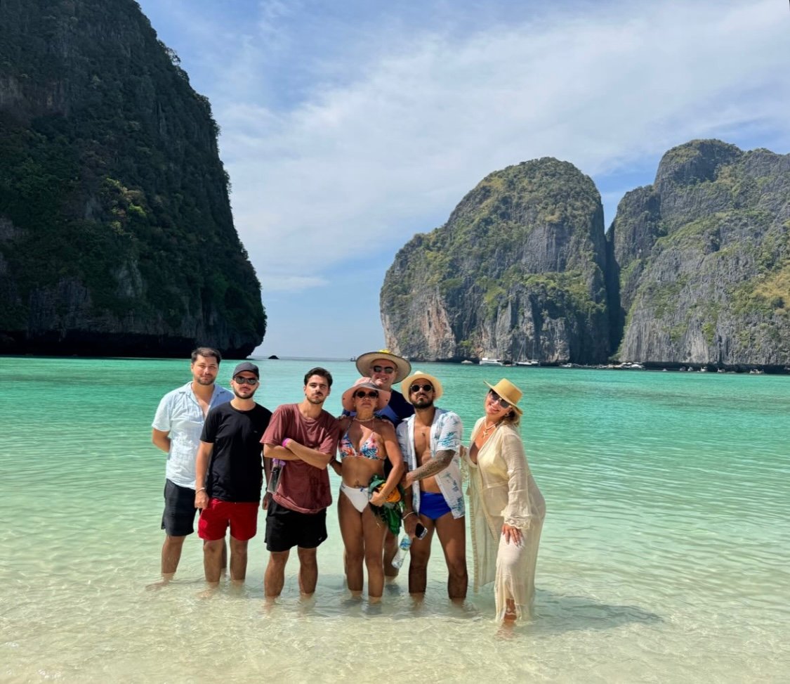Grupo em Phi Phi